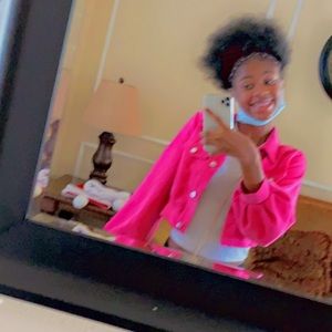 Meet your Posher, Inyra